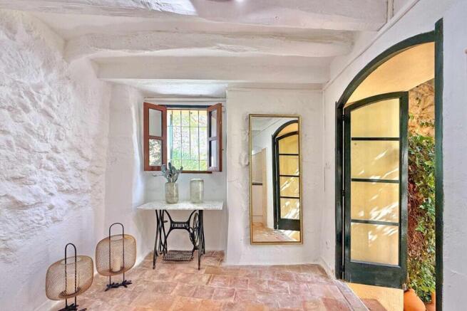 03-andratx-Dorfhaus mit zwei Wohneinheiten, Patio und Panoramablick-kaufen-eingang