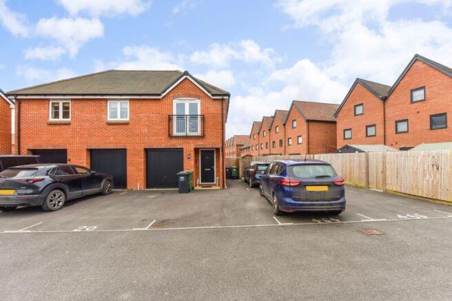 Garage & Parking