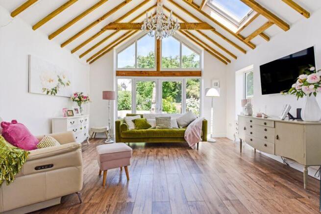 Lounge With Vaulted Ceiling 