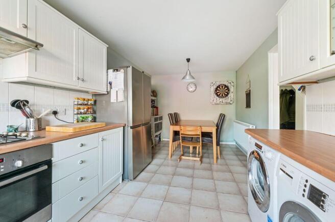 Kitchen / Dining Room 