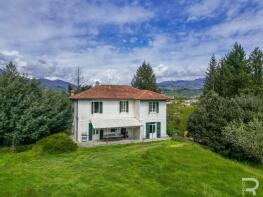 Photo of Castelnuovo di Garfagnana, Lucca, Tuscany