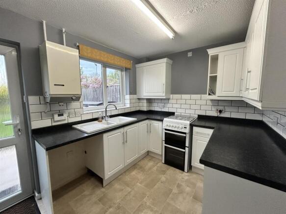 Kitchen.JPEG