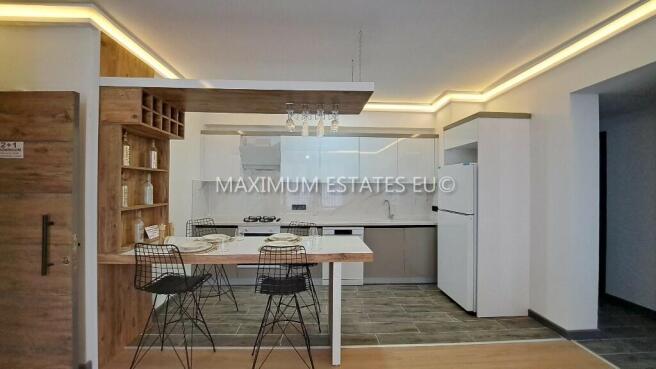 SHOWHOUSE