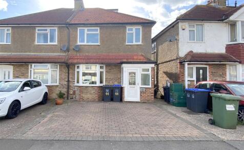First Avenue, Lancing, West Sussex, BN15