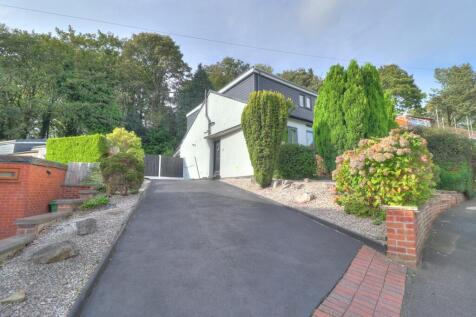 Hazelwood Road, Smithills, Bolton, BL1