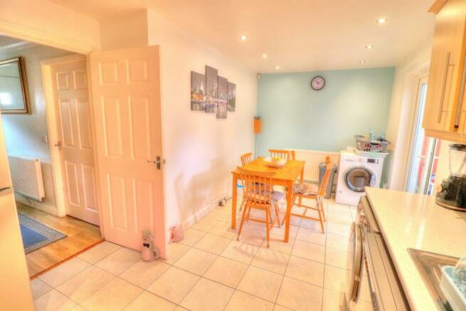 Kitchen/Dining Room