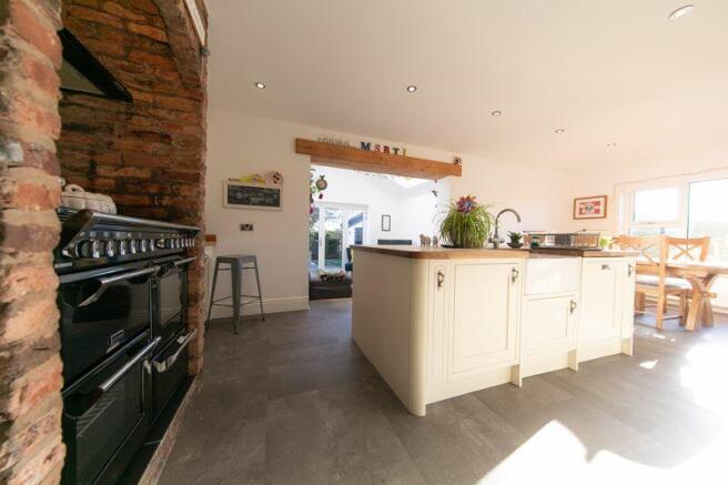 Kitchen, dining room & snug