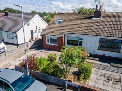 31, Broadfield Avenue, Poulton-le-Fylde, Lancs FY6 8HT