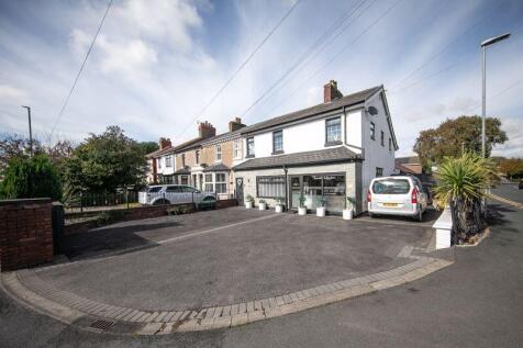 No. 40 Poulton Road, Poulton - le - Fylde, Lancs FY6 7NH