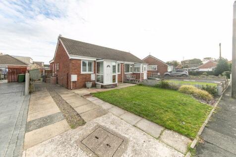 No. 5, Ambleside Avenue, Knott End-on-Sea, Lancs FY6 0NF