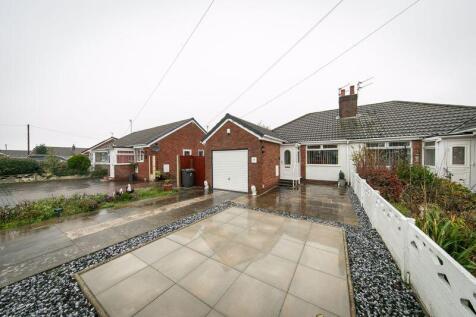 No. 7, Buttermere Drive, Knott End-on-Sea, Lancs FY6 0NE