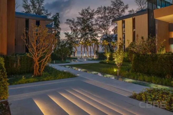 Walk way