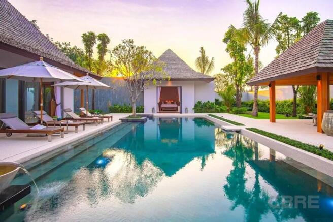 4 Bedroom pool villa