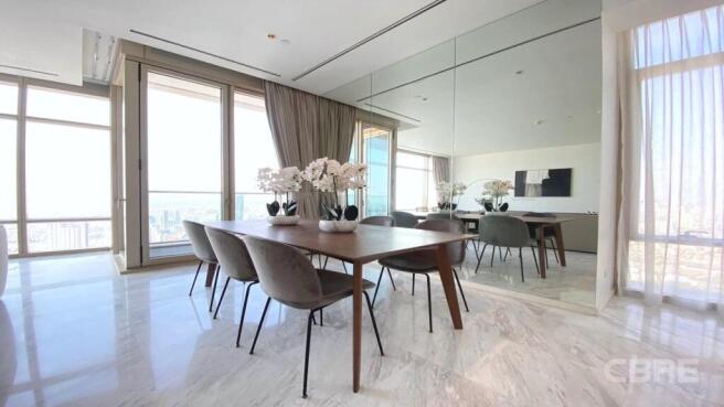 Four Seasons Private Residences - Dining Room