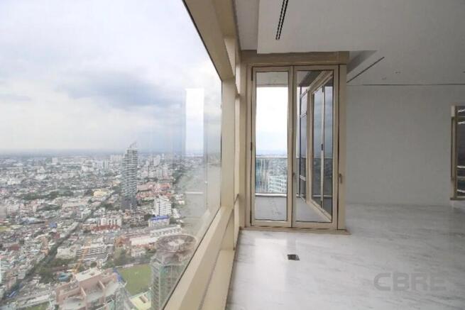 Four Seasons Private Residences - Living area