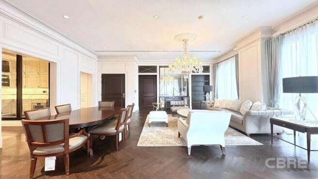 98 Wireless - Living & Dining Area