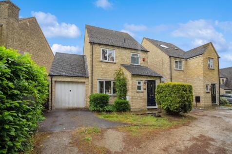 Stow Avenue, Witney, OX28