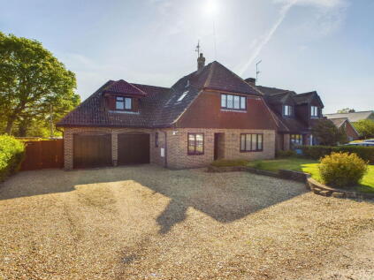 Furze View, Slinfold, Horsham, RH13 0RH