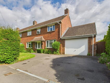 St Leonards Road, Horsham, West Sussex, RH13 6EH