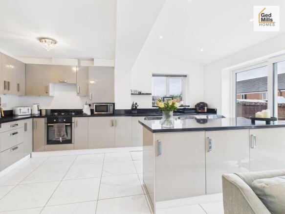 CAM04261G0-PR0113...