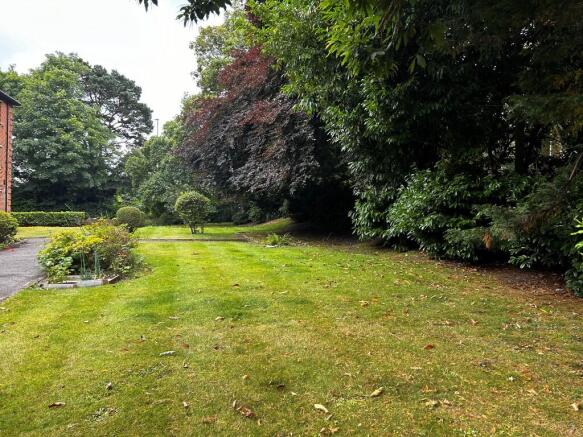 COMMUNAL GARDEN