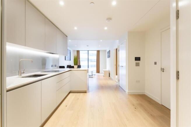 280420215_PROT_Apartment 412 Hampton Tower 75 Mars