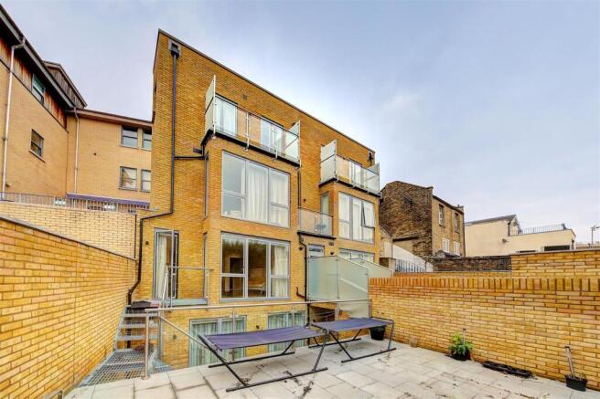 71a_balham_high_road_image6_12380_4.jpg
