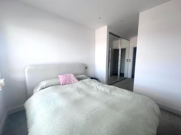 bed 22.jpg