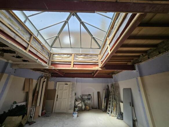 King James Suite (1)