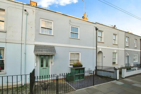 Naunton Crescent, Charlton Kings, Cheltenham, GL53 8AF