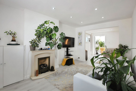 Ryeworth Road, Charlton Kings, Cheltenham, GL52 6LT