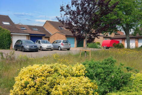 King Henry Close, Cheltenham, GL53 7EZ