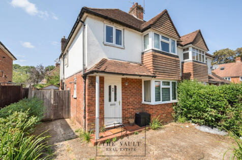 Cherry Tree Avenue, Guildford, GU2