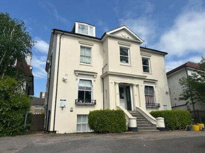 Whitehorse Lane, London, SE25 6