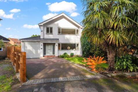 Richard Cooper Road, Shenstone, WS14 0NN