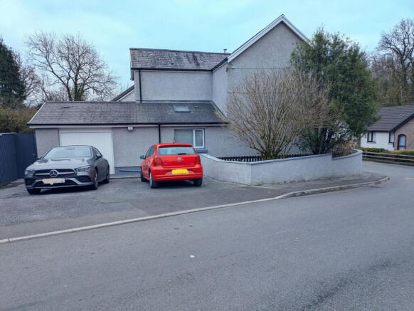 Photo 2