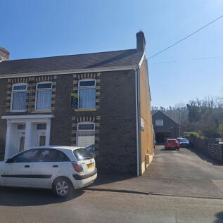 Cwmamman Road, Glanamman, Ammanford, SA18