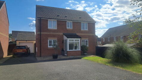 Ffordd Y Glowyr, Betws, Ammanford, SA18