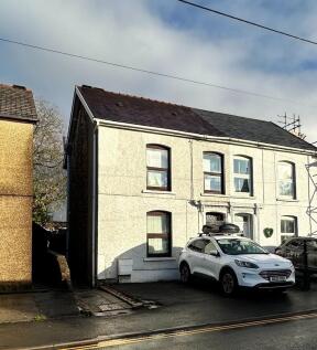 Ammanford Road, Tycroes, Ammanford, SA18