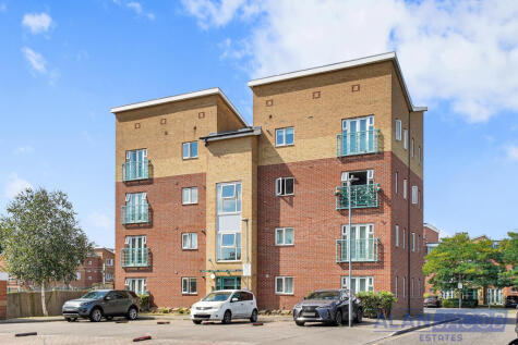 Montgomery Court, Dagenham, RM10