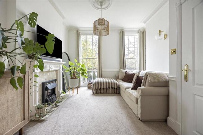 Sitting/ Dining Room