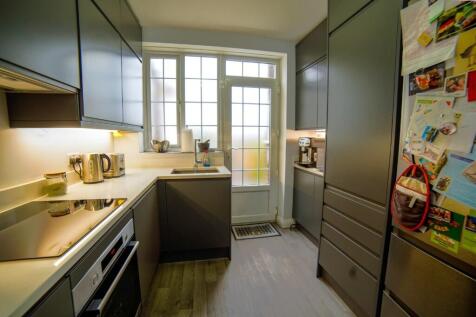 Boundary Road, Worthing, West Sussex, BN11