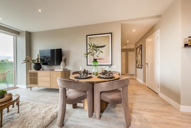 Dagenham Green, 2 bed show home,