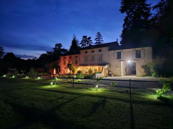 Domaine at night