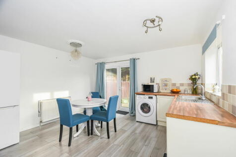 Glenfield Avenue, Market Weighton, York, YO43 3HH