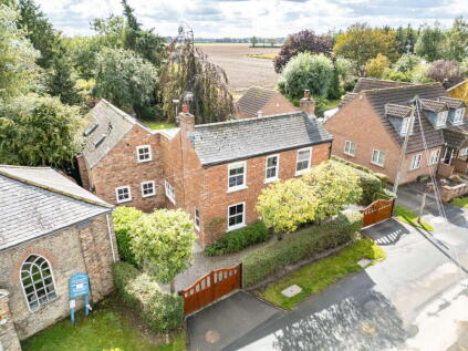 Main Street, Ellerton, York, YO42 4PB