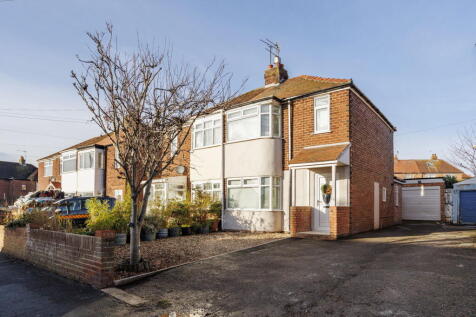 Sewerby Road, Bridlington, YO16 7DR