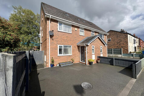 Manchester Road, Astley, M29