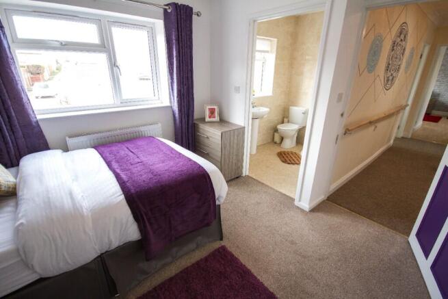 Purple Room-£795pcm