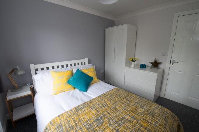 Room 3 @ £695 pcm
